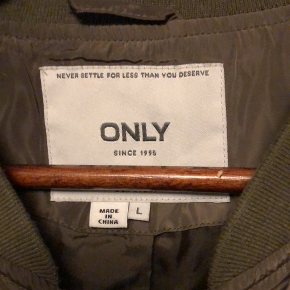 Mens stylish long bomber jacket - Picture 2 of 4